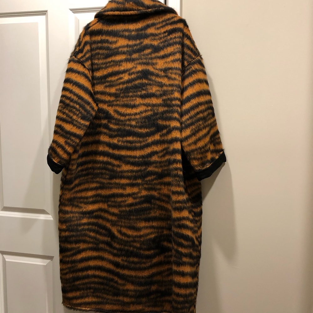 Bottega Veneta Tiger Coat - Picture 4 of 8